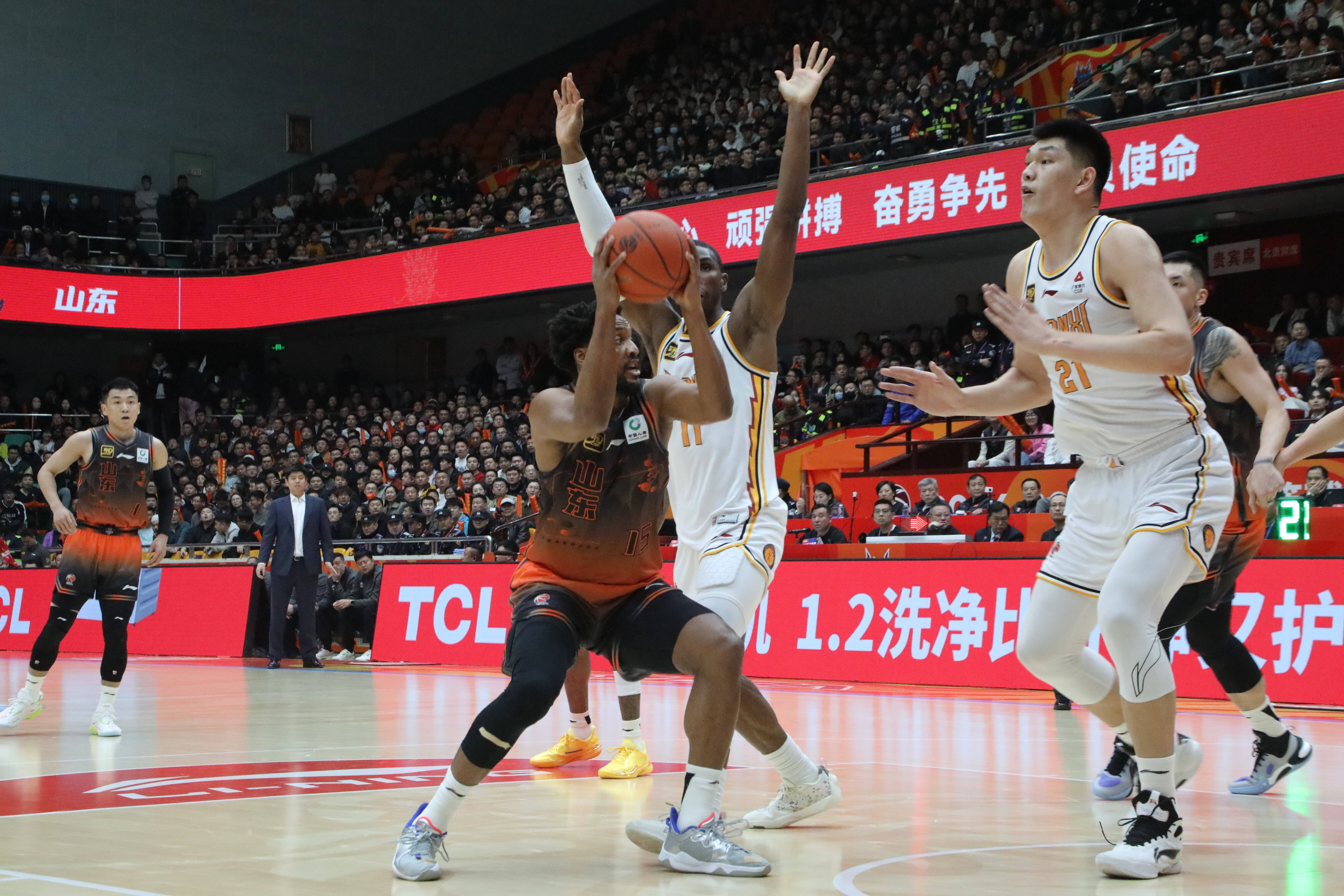包含冲刺阶段突围战来临；山东男篮围绕CBA常规赛复出首秀；信心回归；训练强度明显提升的词条